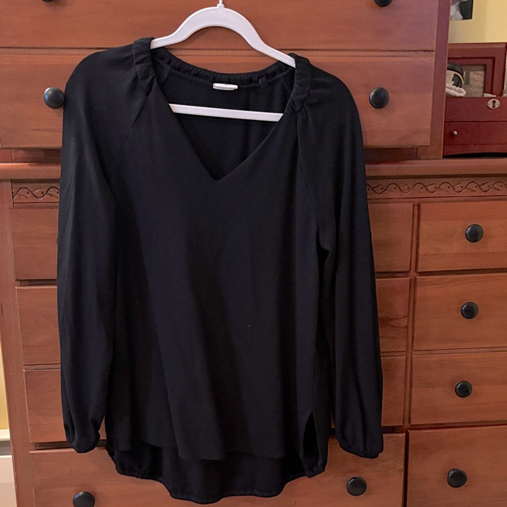 CAbi Black Swanky Tee